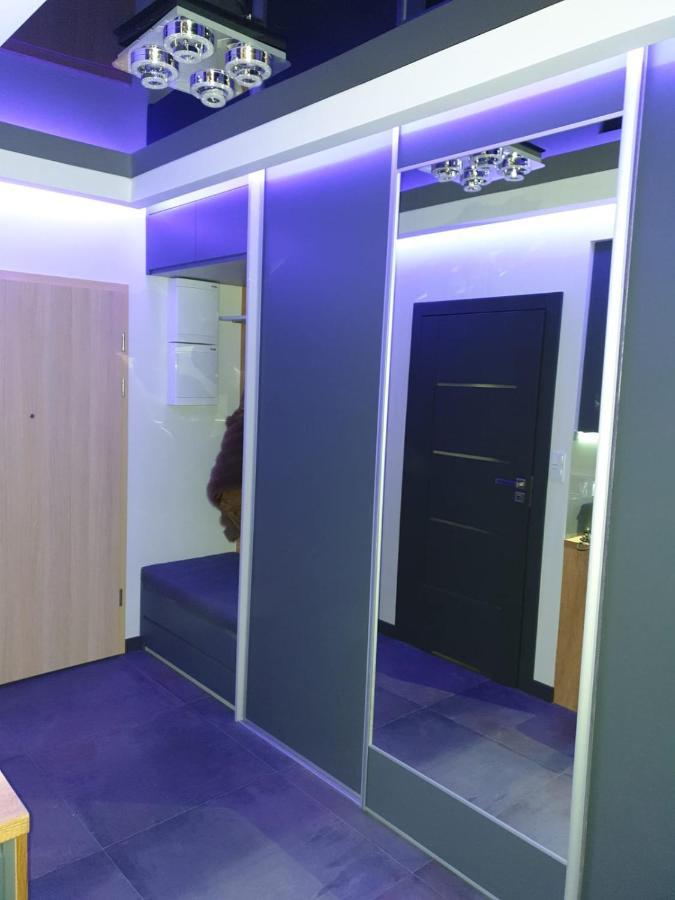 Apartament Skarbowa 1& Parking Leszno  Buitenkant foto